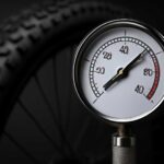 SRAM空気圧の完全ガイド｜正しい設定で走行性能を劇的に向上させる方法